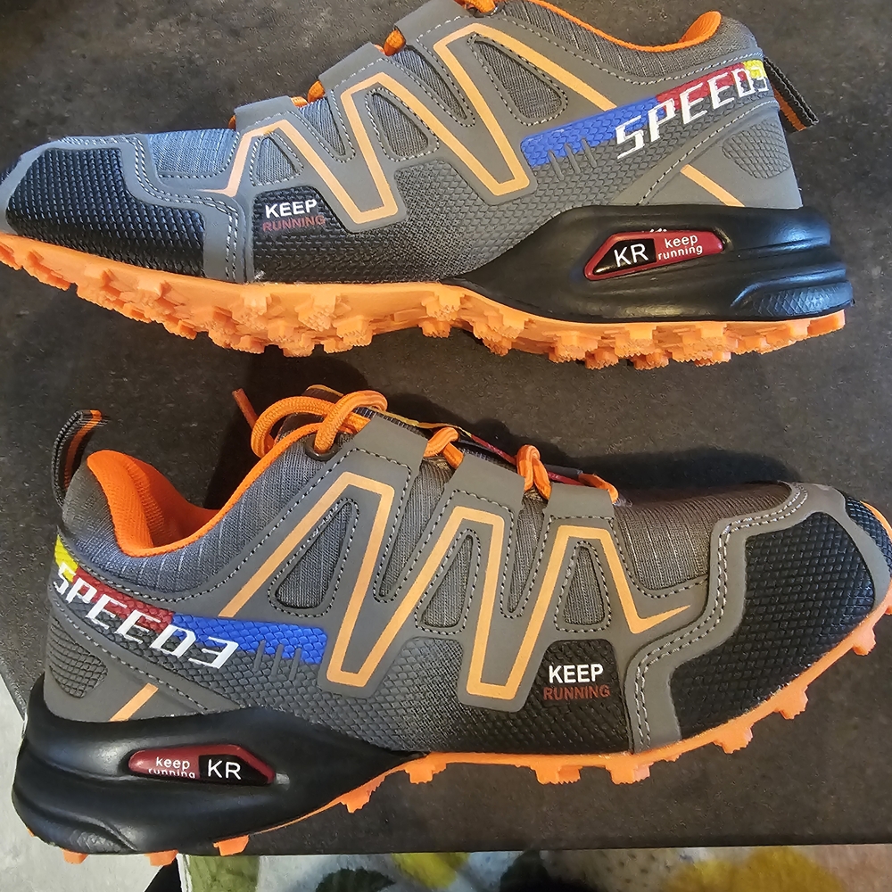 Keep Running Speed 3 Unisex Running Shoes